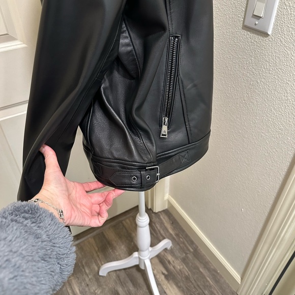 NWOT WOMEN’S Ralph Lauren Black Leather Jacket! - Picture 5 of 7